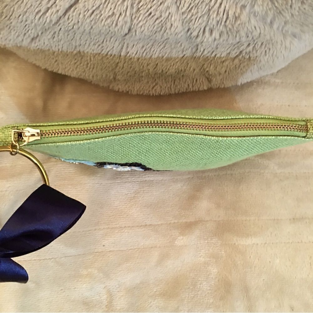 Violet & Brooks Gorgeousembroideredwristlet/Clutch View 3